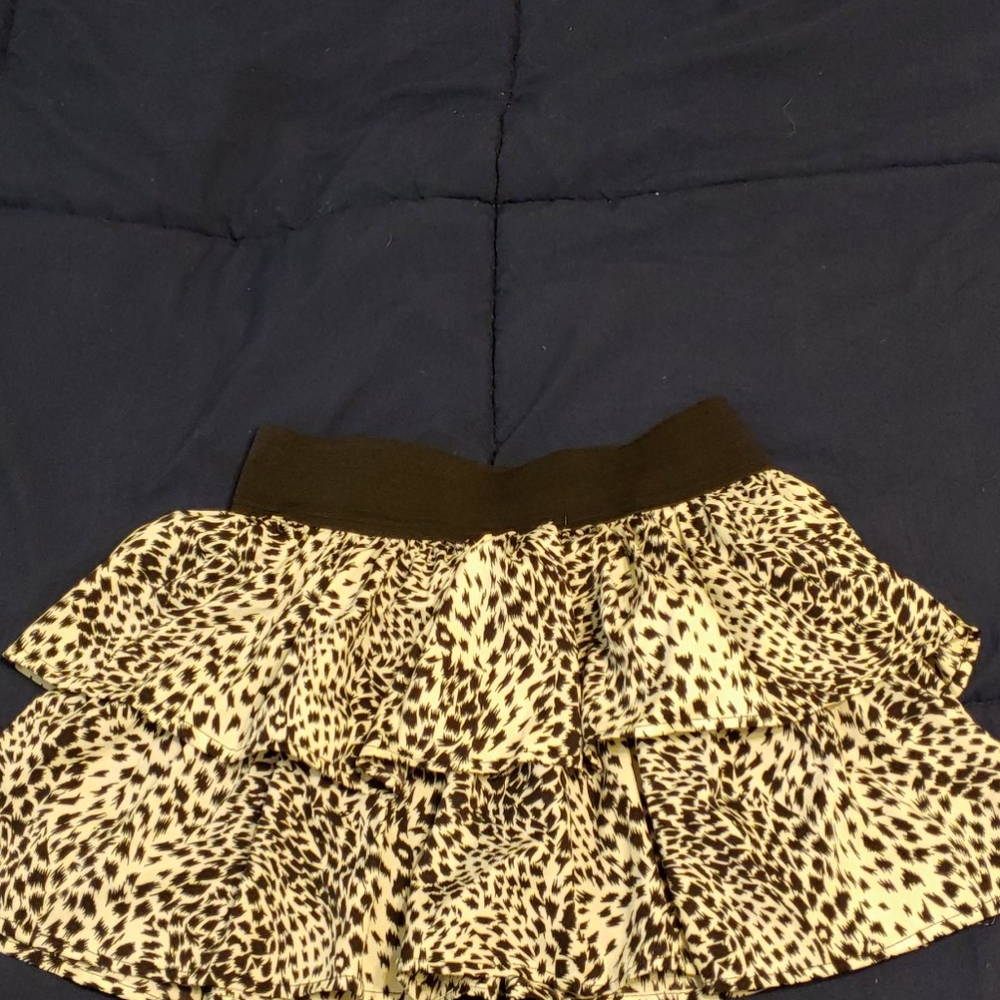Wet Seal dual layer short skirt